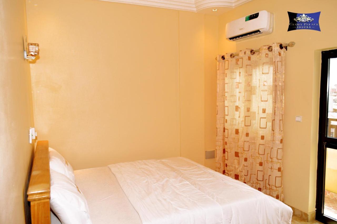 Glory Palace Hotel Котону Экстерьер фото